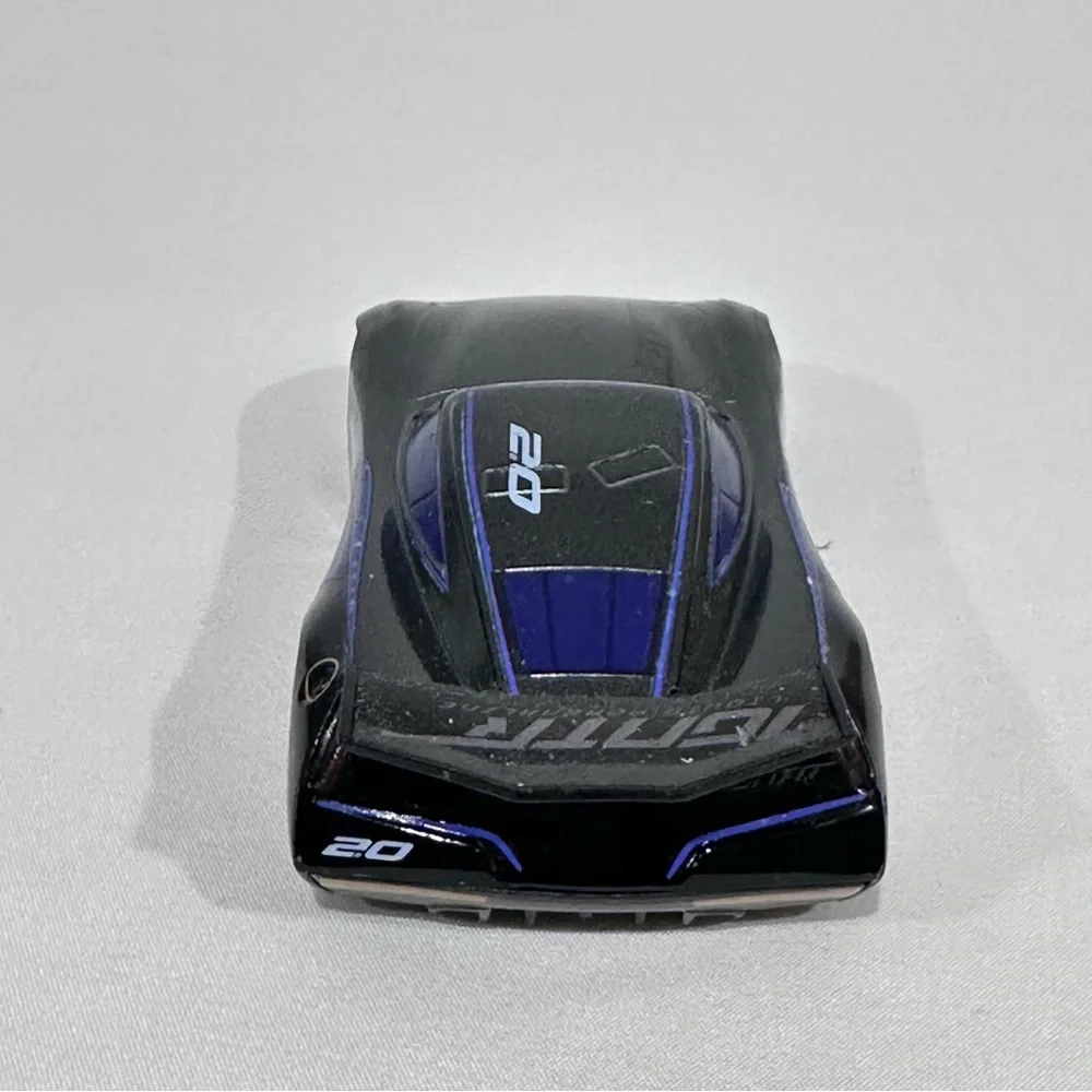 Disney Store Cars 1:43 Deluxe Jackson Storm Die-cast